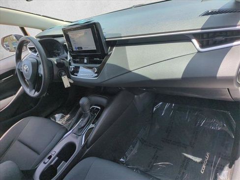 Used 2024 Toyota Corolla LE FWD image 20