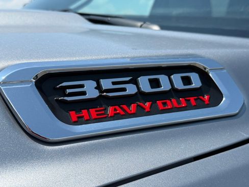 Used 2024 RAM 3500 Big Horn image 41