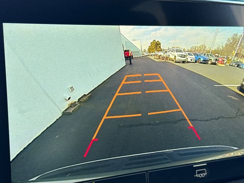 Used 2024 Chevrolet Tahoe LT image 23