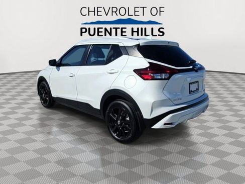 Used 2024 Nissan Kicks SV FWD image 6