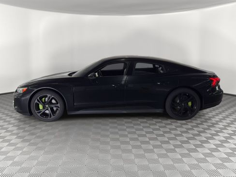 Used 2024 Audi e-tron GT Premium Plus w/ Executive Package image 2