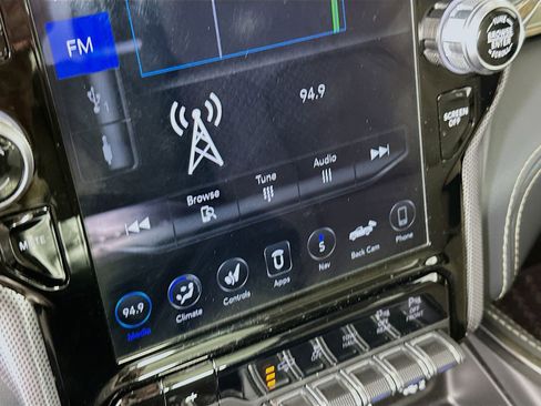 Used 2020 RAM 1500 Limited AWD/4WD image 17