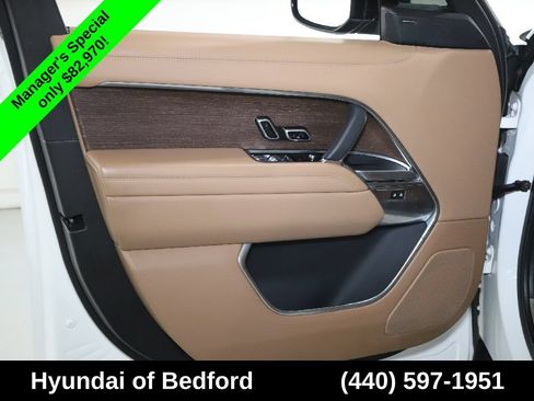 Used 2023 Land Rover Range Rover SE AWD/4WD image 18