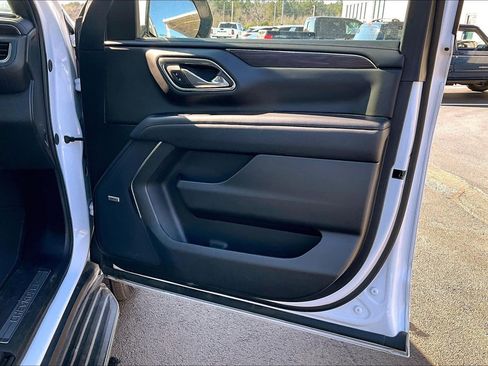 Used 2024 Chevrolet Tahoe LT image 29