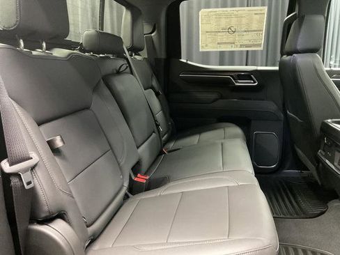 New 2026 Chevrolet Silverado 1500 LTZ w/ LTZ Premium Package AWD/4WD image 16