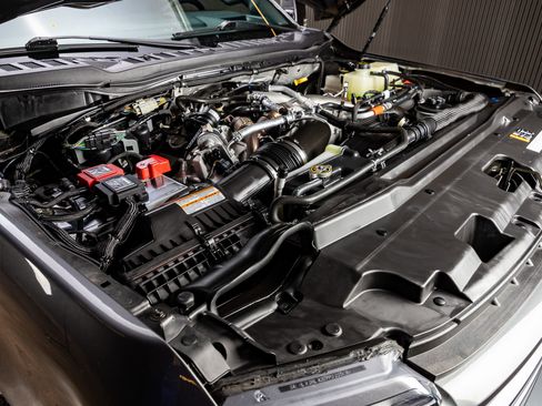 Used 2023 Ford F250 Platinum image 41