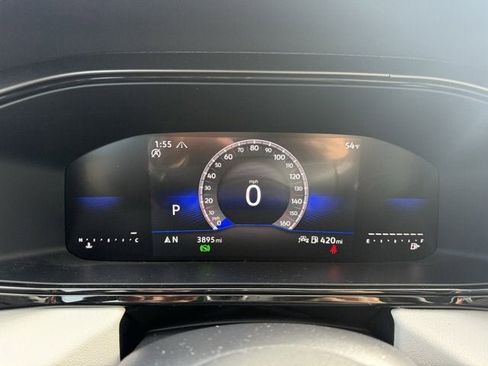 Certified 2025 Volkswagen Taos S image 19