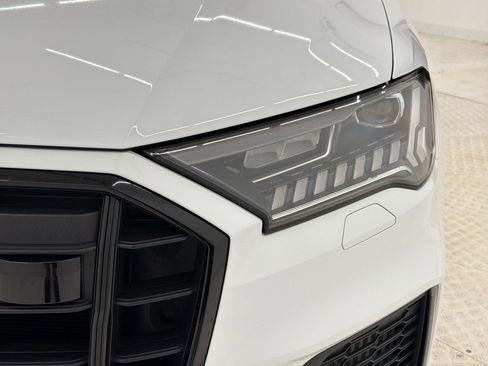 Used 2023 Audi SQ7 Prestige AWD/4WD image 11