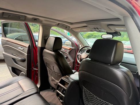 Used 2016 Cadillac SRX Luxury w/ Driver Awareness Package AWD/4WD image 14