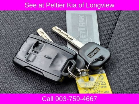 Used 2015 GMC Sierra 1500 SLE w/ SLE Value Package AWD/4WD image 30