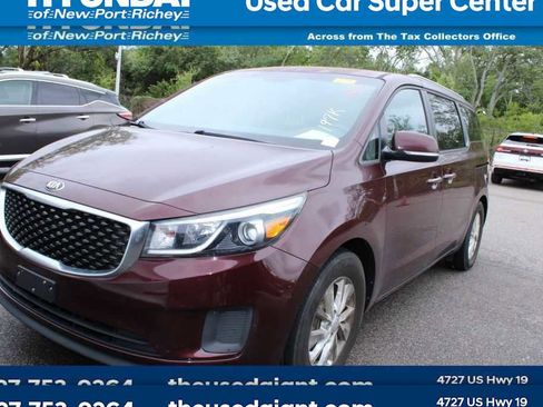 Used 2016 Kia Sedona LX w/ LX Convenience Package image 1