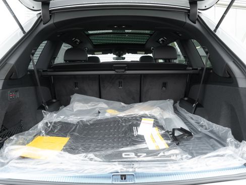 New 2026 Audi Q7 Premium image 29