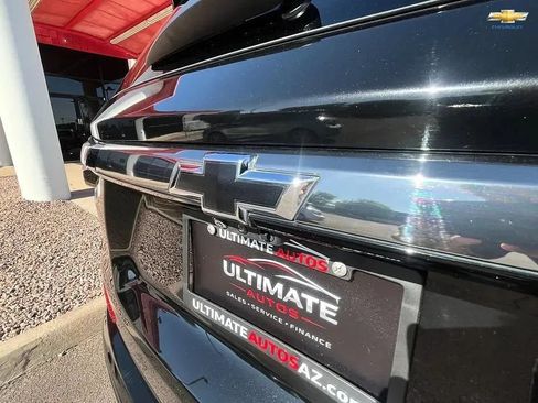 Used 2022 Chevrolet Traverse Premier w/ Redline Edition FWD image 26