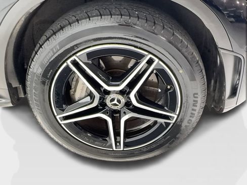 Used 2022 Mercedes-Benz GLC 300 image 13