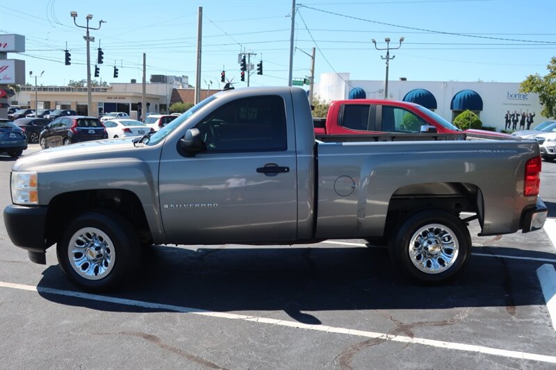 Used 2008 Chevrolet Silverado 1500 W/T RWD image 11