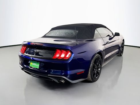 Used 2018 Ford Mustang Convertible w/ Black Accent Package RWD image 10