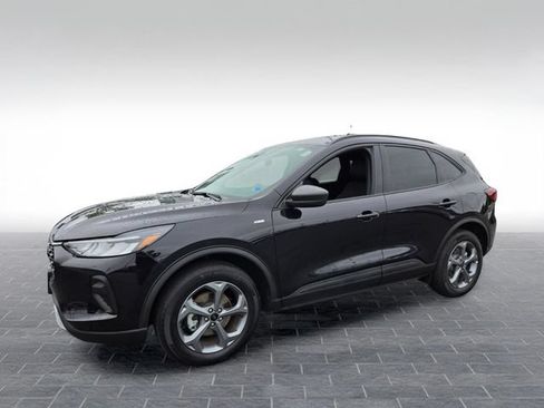Used 2025 Ford Escape ST-Line AWD/4WD image 3