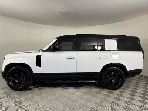 New 2026 Land Rover Defender 130 V8 AWD/4WD image 3