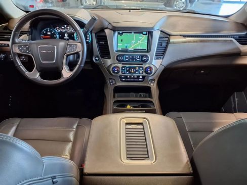 Used 2018 GMC Yukon XL Denali w/ Open Road Package image 20