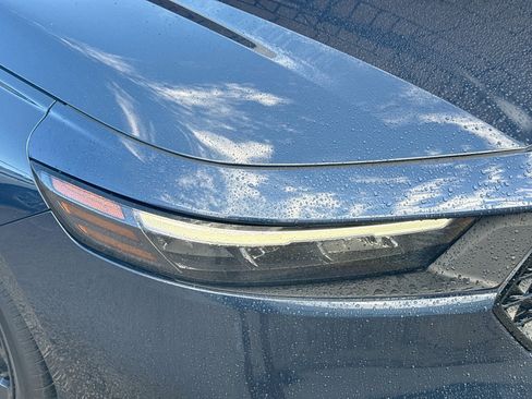 Certified 2025 Honda Accord SE image 34