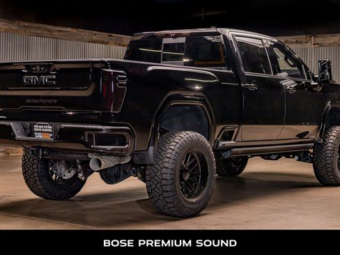 Used 2025 GMC Sierra 2500 AT4 w/ AT4 Premium Plus Package image 10