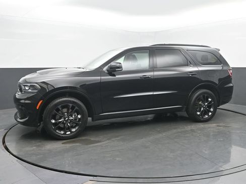 Used 2025 Dodge Durango GT AWD/4WD image 2