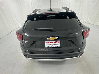 Used 2025 Chevrolet Trax LT w/ LT Convenience Package