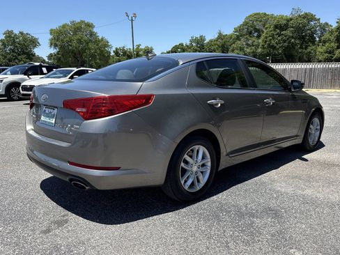 Used 2012 Kia Optima LX FWD image 6