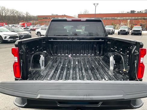 Used 2026 Chevrolet Silverado 1500 RST image 32