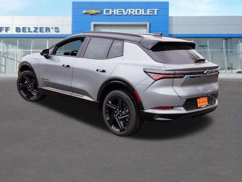 New 2026 Chevrolet Equinox EV RS image 5