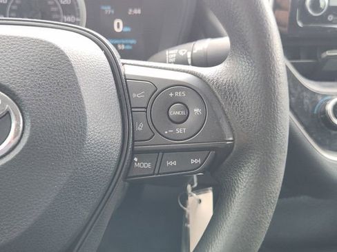 Used 2021 Toyota Corolla LE image 20