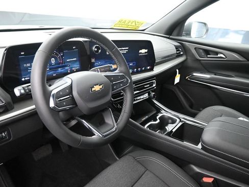 New 2026 Chevrolet Traverse LT image 18