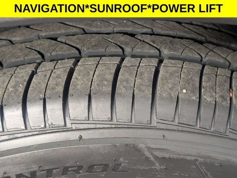 Used 2020 Ford Explorer ST w/ Premium Technology Package AWD/4WD image 9