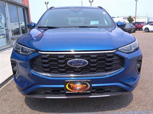 Used 2023 Ford Escape ST-Line Elite w/ Premium Technology Package AWD/4WD image 19