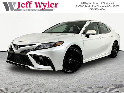 Used 2022 Toyota Camry XSE w/ Carpet Mat Package (TMS) AWD/4WD image 1
