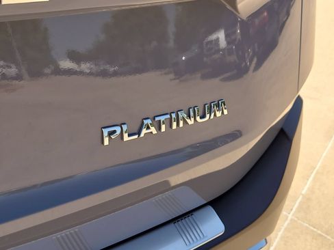 Certified 2023 Nissan Rogue Platinum w/ Platinum Premium Package FWD image 7