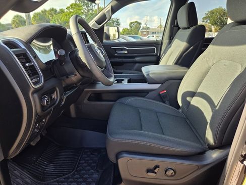 Used 2025 RAM 1500 Big Horn AWD/4WD image 13