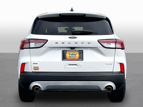 Used 2020 Ford Escape SE image 4
