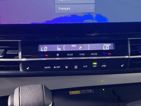 Used 2026 Toyota Sienna XLE image 27