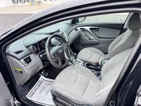 Used 2013 Hyundai Elantra GLS w/ Preferred Pkg image 9