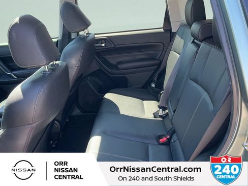 Used 2017 Subaru Forester 2.5i Touring AWD/4WD image 13