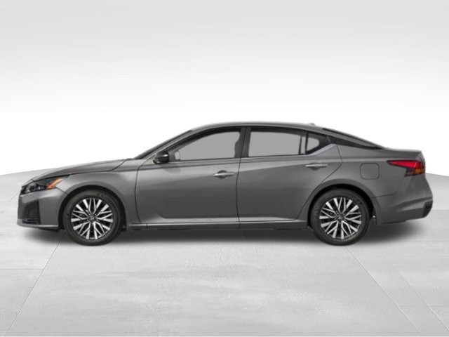 Used 2025 Nissan Altima 2.5 SV FWD image 36
