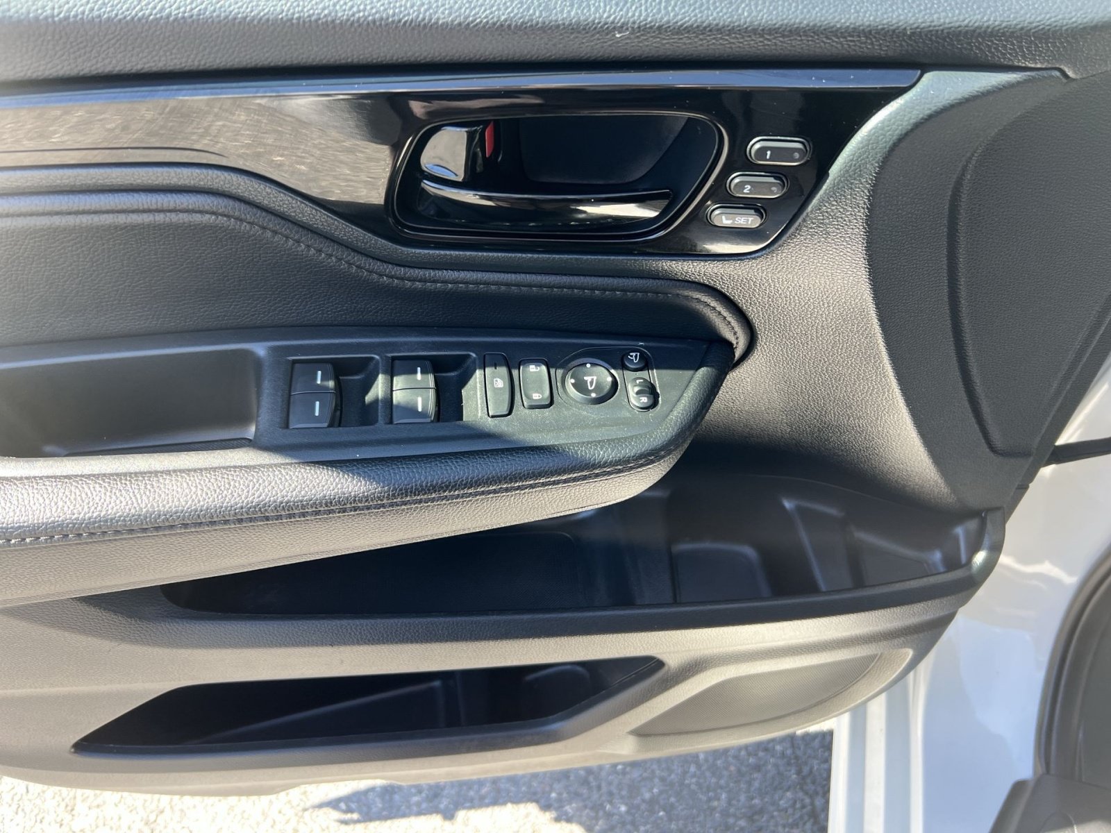 Used 2023 Honda Odyssey Elite image 15