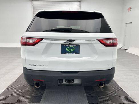Certified 2020 Chevrolet Traverse LT w/ LPO, Black Accent Package AWD/4WD image 10