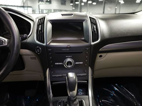 Used 2017 Ford Edge Titanium w/ Technology Package image 25