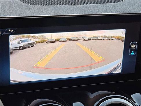 Used 2026 Mercedes-Benz GLB 250 image 13