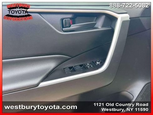 Used 2025 Toyota RAV4 LE image 20