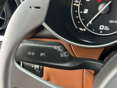 Used 2018 Alfa Romeo Giulia Ti Sport w/ Quick Order Package 22S Sport image 22