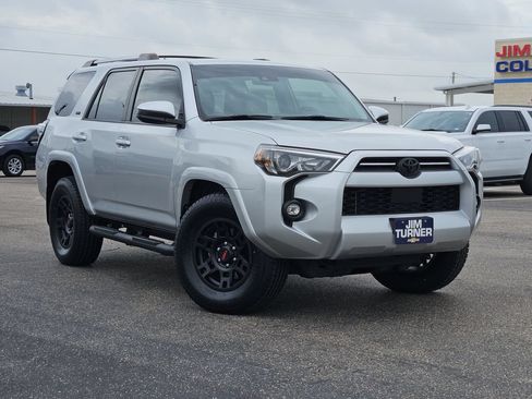 Used 2023 Toyota 4Runner SR5 RWD image 2