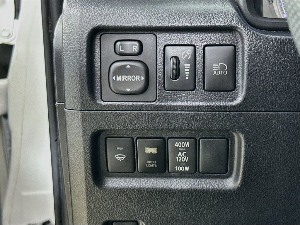 Used 2021 Toyota 4Runner TRD Off-Road AWD/4WD image 12